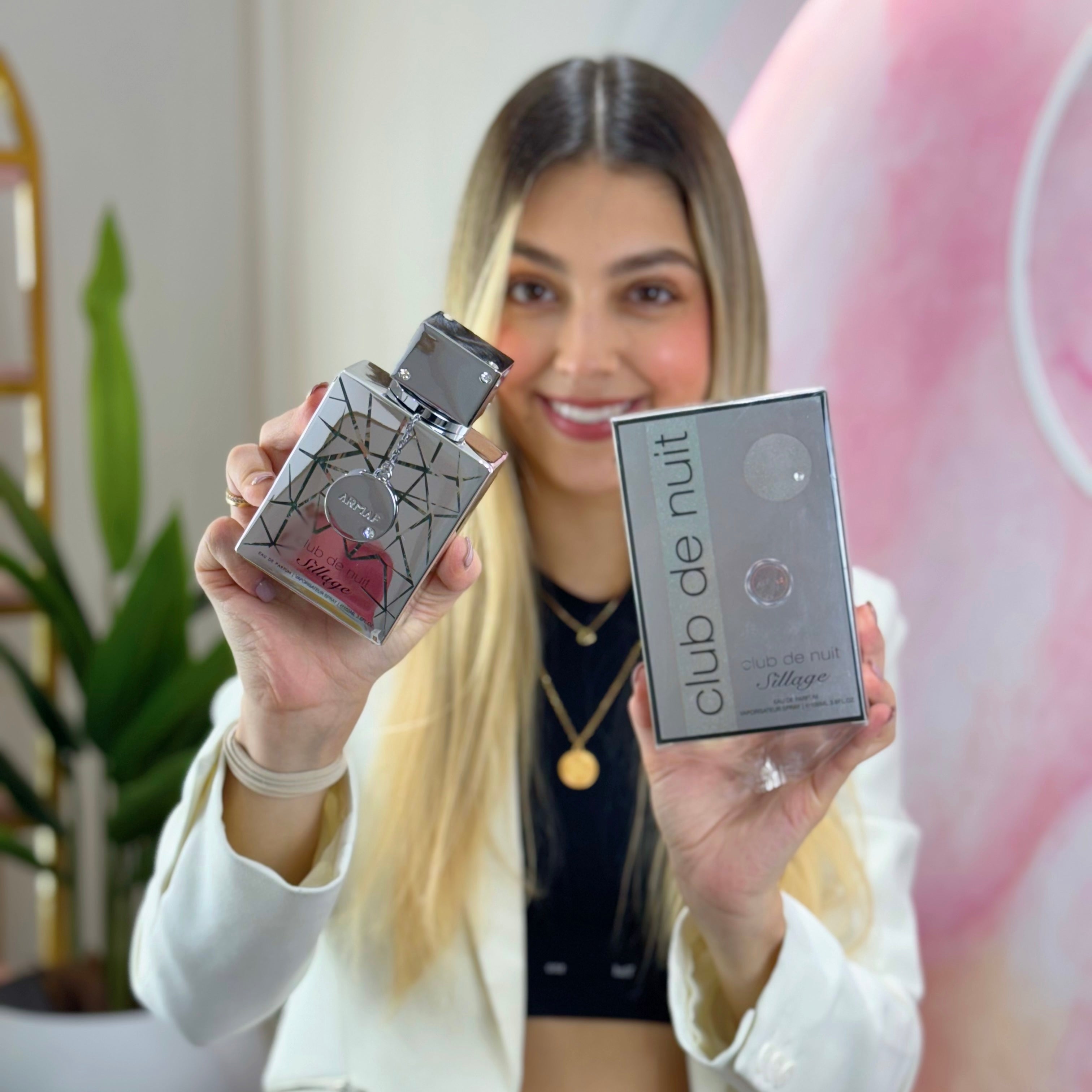 armaf club de nuit sillage